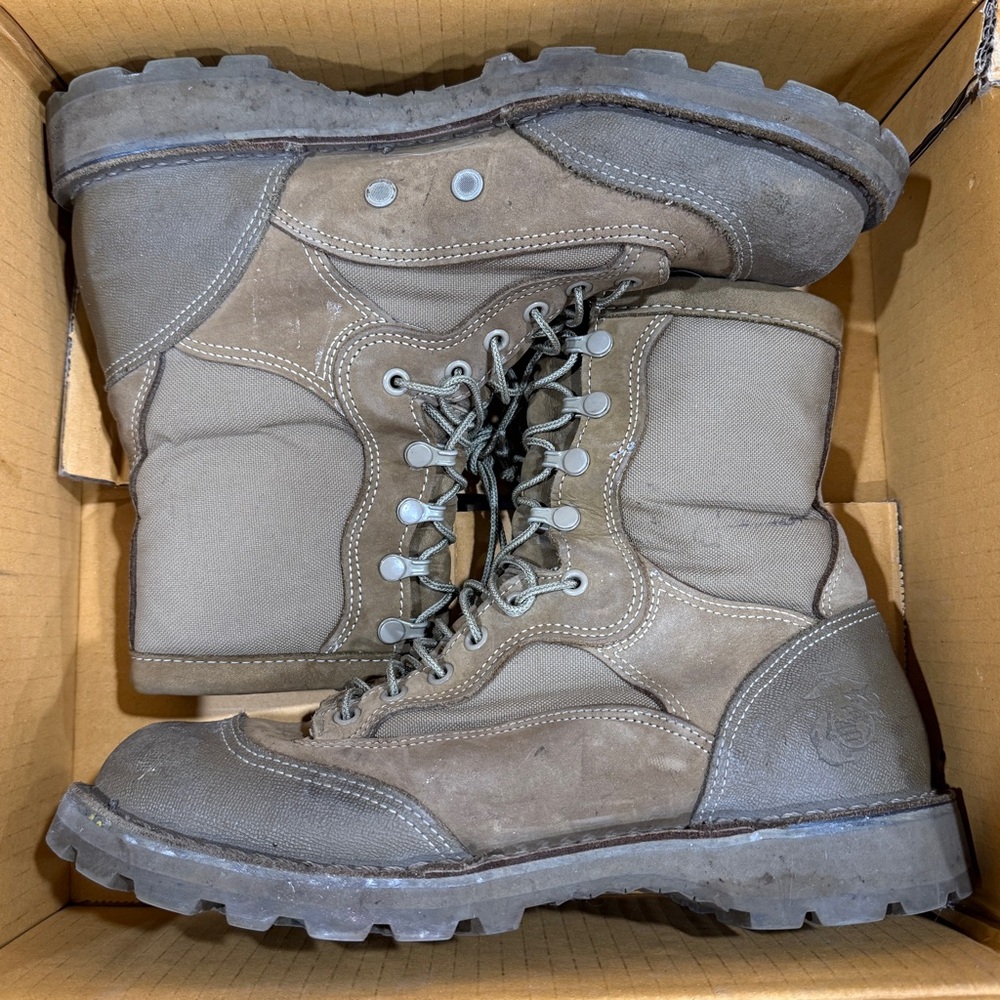 Danner Mojave hot boots
